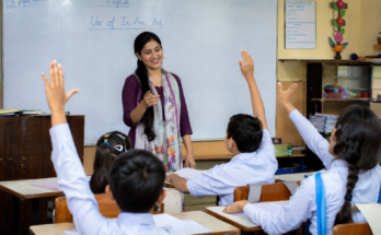 Skills Every Modern Teacher Needs for Effective Teaching