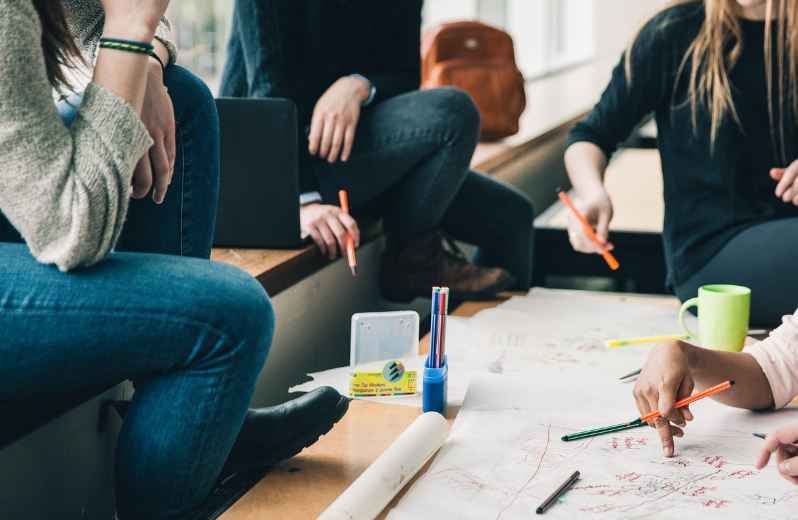 How Group Study Can Work Without Becoming a Distraction