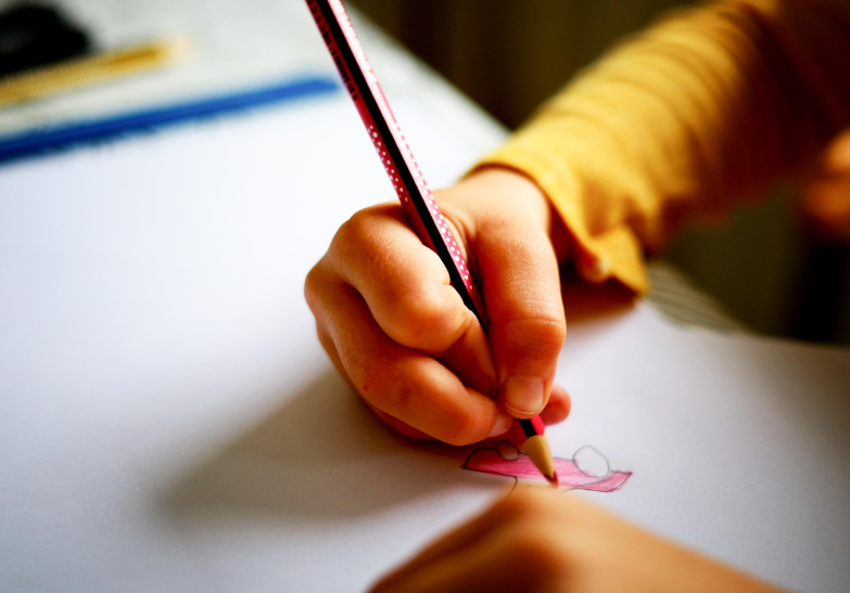 How to Divide a Large School Project Into Manageable Steps