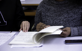 How to Create a Homework Schedule for Busy School Days